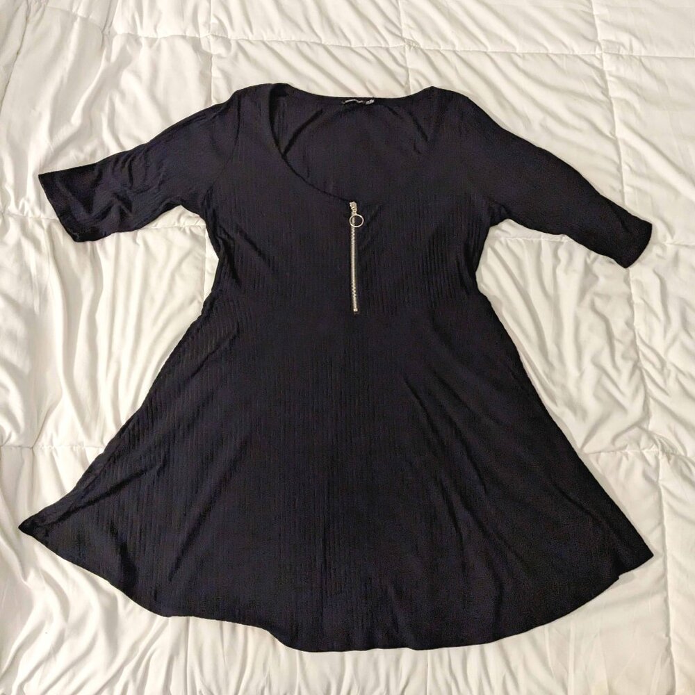 Boohoo 3/4 Sleeve O-Ring Zipper Dress, 1X